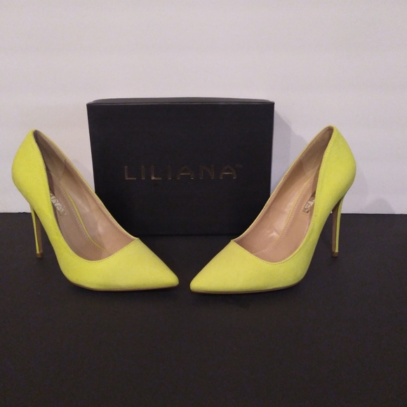 Woman's Liliana Lime Green Fabric Stiletto Pump Si - Picture 2 of 7